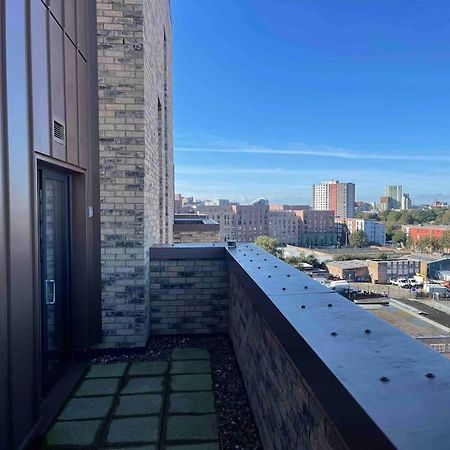 Luxury 2 Bedroom Apartment In The Heart Of Манчестър Екстериор снимка